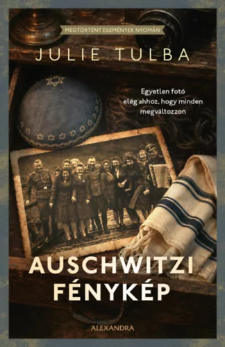 Auschwitzi fénykép - Julie Tulba (kötött áras) 