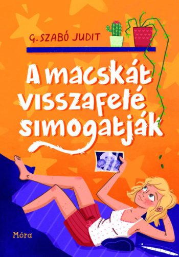 A macskát visszafelé simogatják -G. Szabó Judit